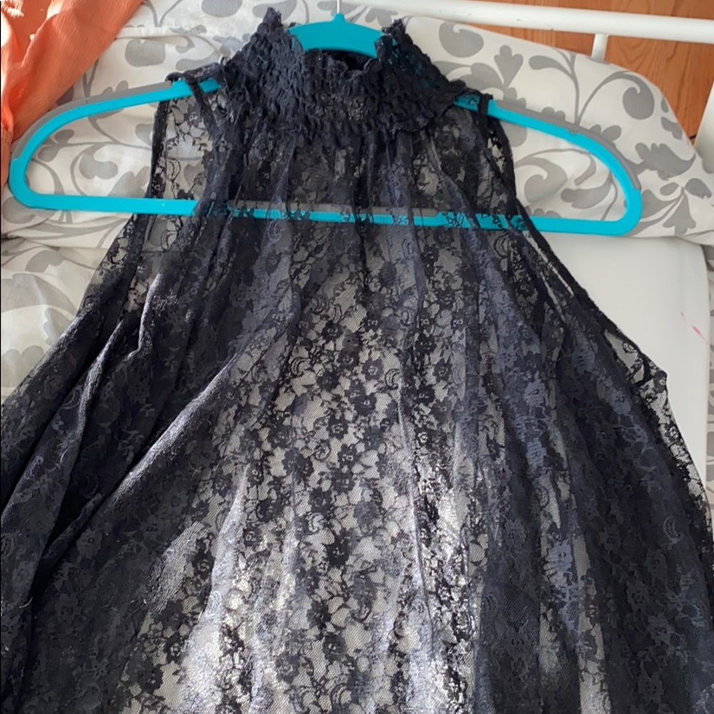 Lace overlay tank
